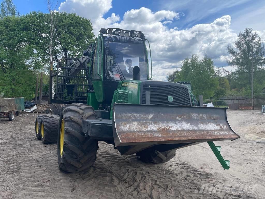 John Deere 1010 E Μεταφορείς ξυλείας