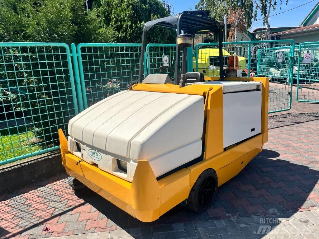 Tennant 6650D      V-2809 Άλλα μηχανήματα φροντίδας εδάφους