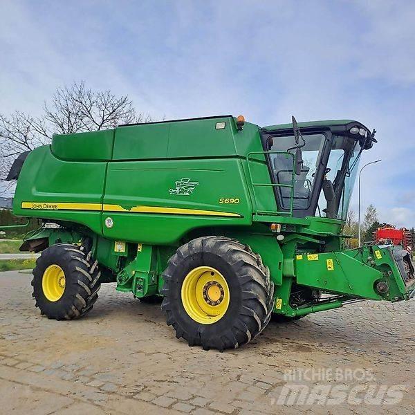 John Deere S 690 Θεριζοαλωνιστικές μηχανές