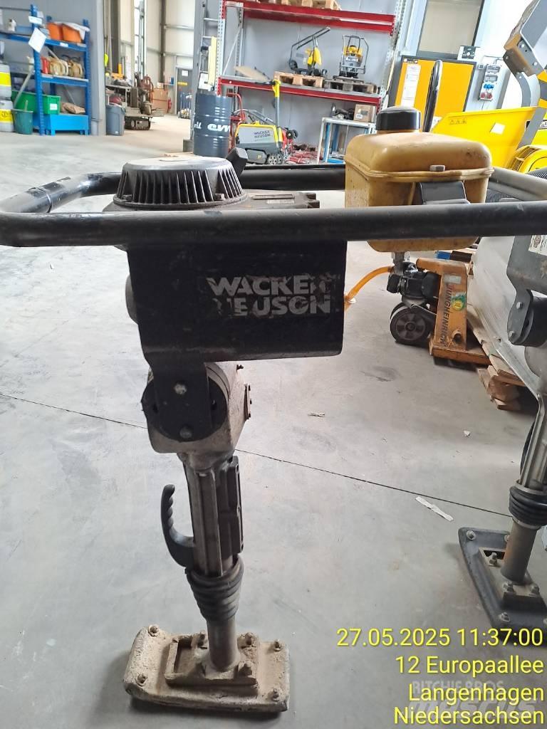 Wacker Neuson BS30 Κόπανοι