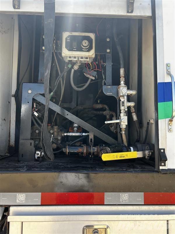 Kenworth T880 Αποφρακτικά οχήματα