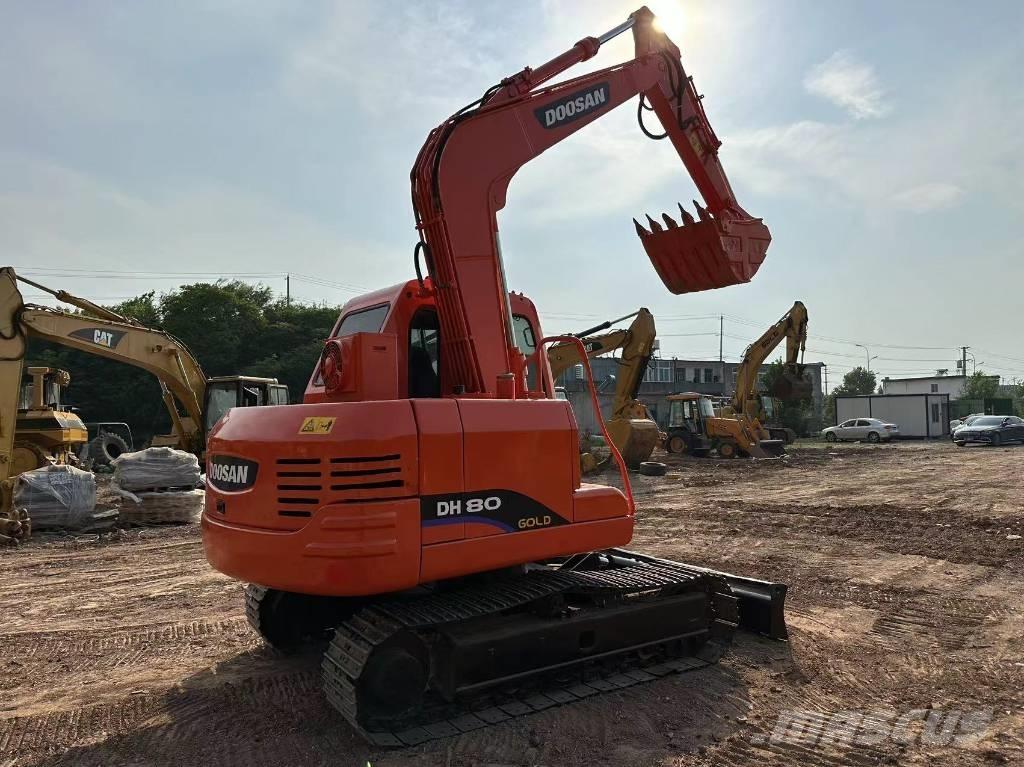 Doosan DH 80 Εκσκαφείς με ερπύστριες