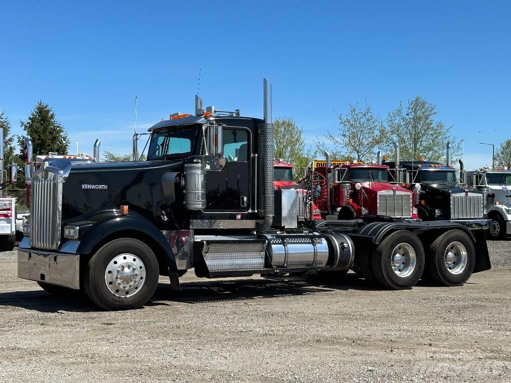 Kenworth W900 Τράκτορες