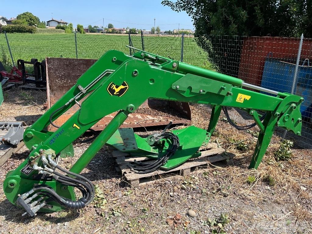 John Deere 731 Εμπρόσθιοι φορτωτές και σκαπτικά