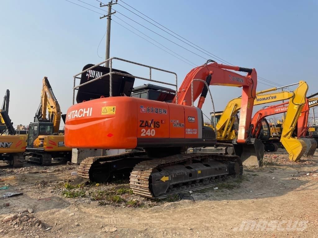 Hitachi ZX 240 Εκσκαφείς με ερπύστριες
