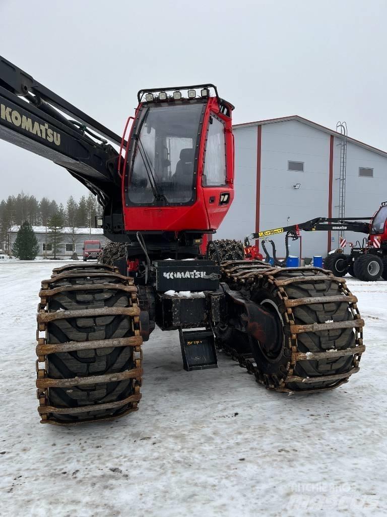 Komatsu 911.6 Θεριζοαλωνιστικές μηχανές