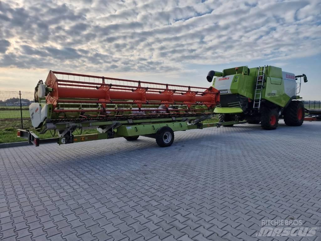 CLAAS Lexion 670 Θεριζοαλωνιστικές μηχανές