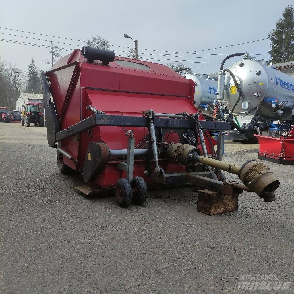 Turf Maker Tidy Χορτοκοπτικά επιβίβασης και έλξης