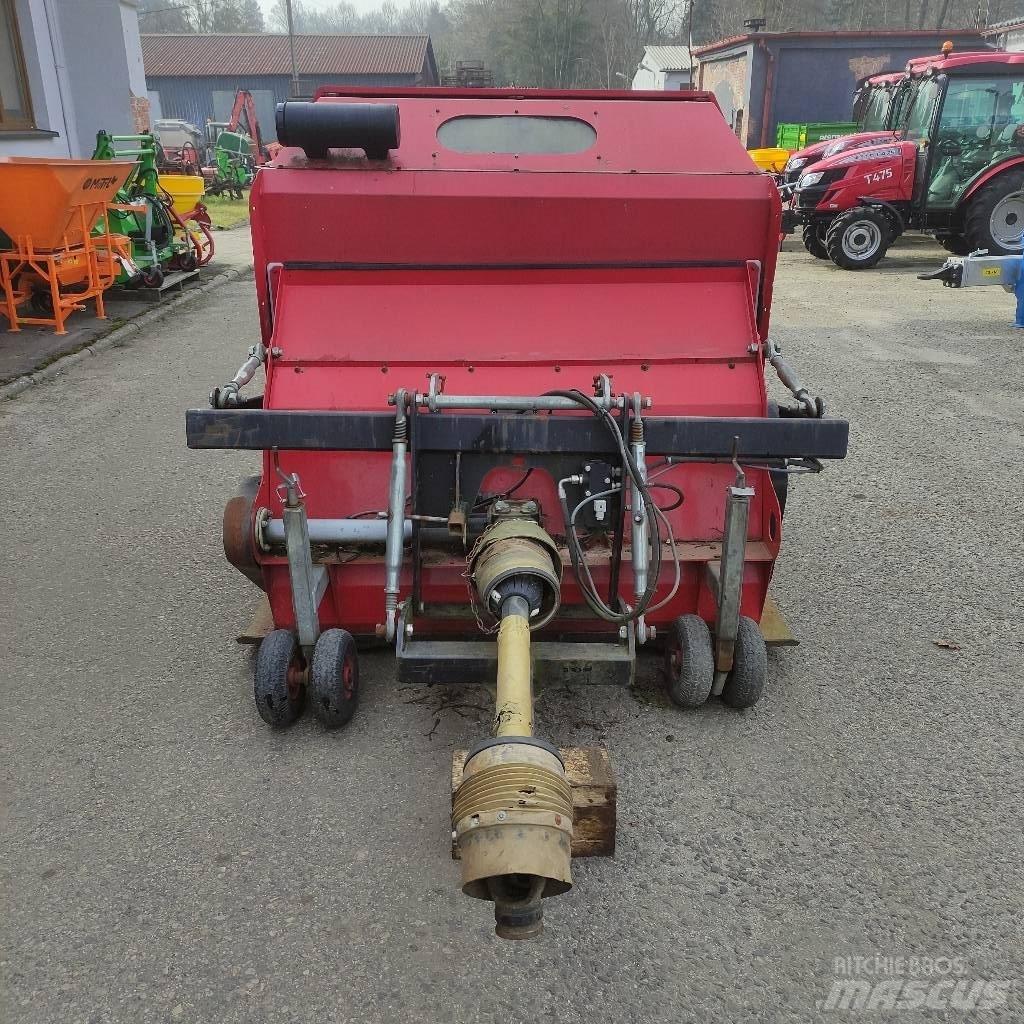 Turf Maker Tidy Χορτοκοπτικά επιβίβασης και έλξης