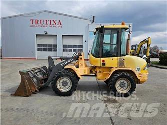 Volvo L 30 B Φορτωτές με λάστιχα (Τροχοφόροι)