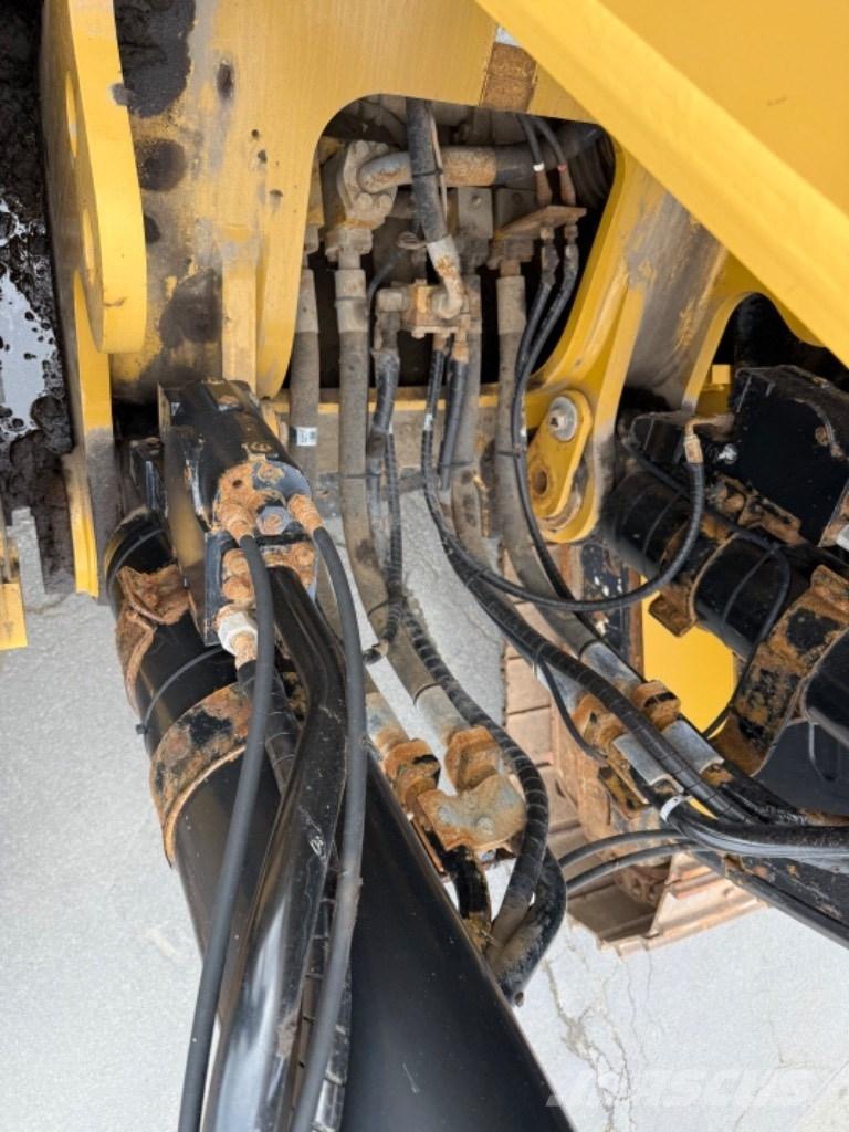 CAT 374 F L Εκσκαφείς με ερπύστριες