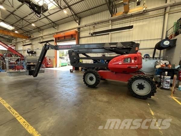 Manitou 200ATJ Ανυψωτήρες με αρθρωτό βραχίονα
