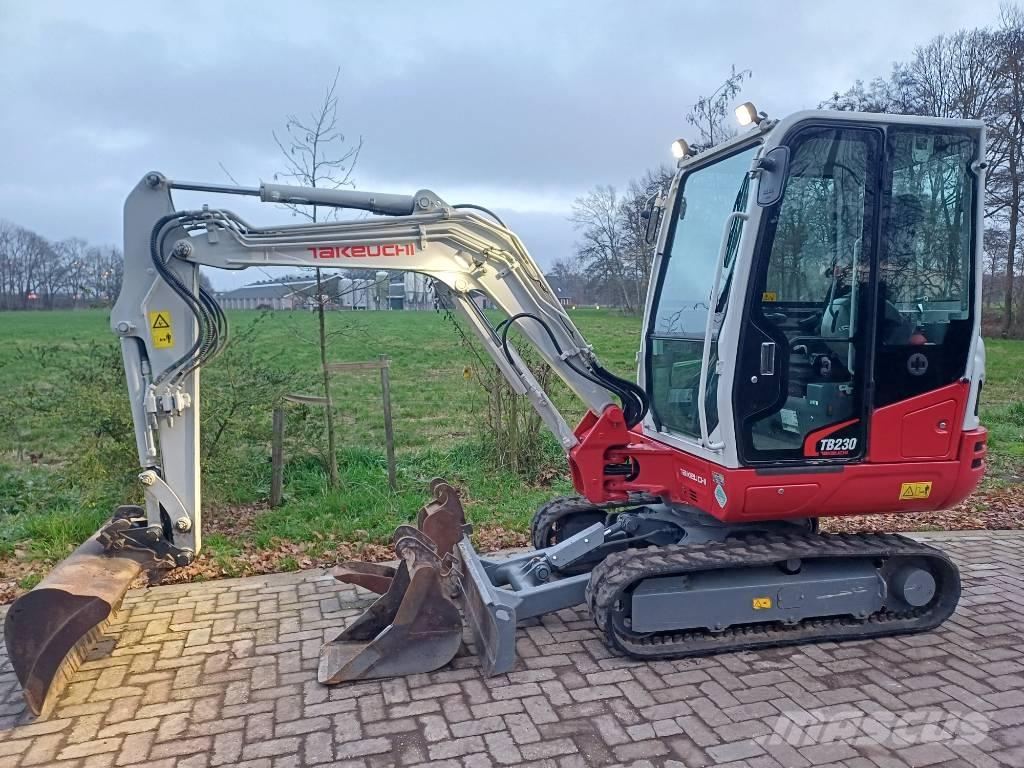 Takeuchi TB 230 Εκσκαφάκι (διαβολάκι) < 7t