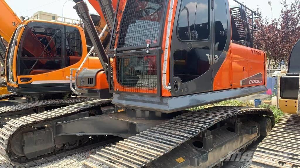 Doosan dx300lc-9 Εκσκαφείς με ερπύστριες