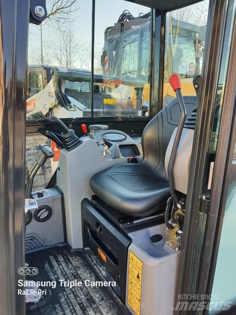 Bobcat E 17 Εκσκαφάκι (διαβολάκι) < 7t