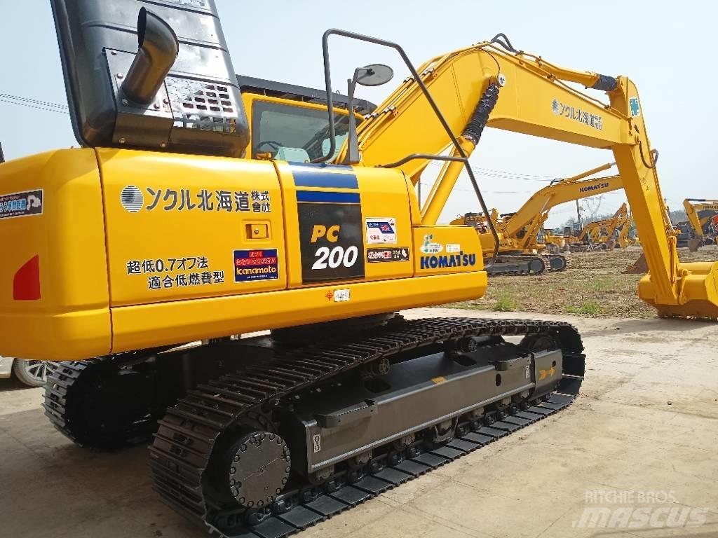 Komatsu PC 200 Εκσκαφείς με ερπύστριες