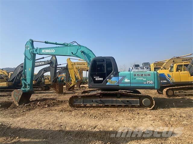 Kobelco SK250-8 Εκσκαφείς με ερπύστριες