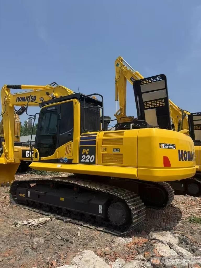 Komatsu 220LC-8 Εκσκαφείς με ερπύστριες