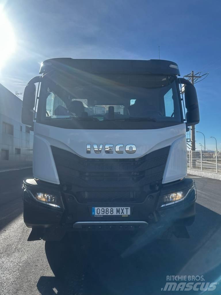 Iveco T-WAY 450 Φορτηγά με Γερανό