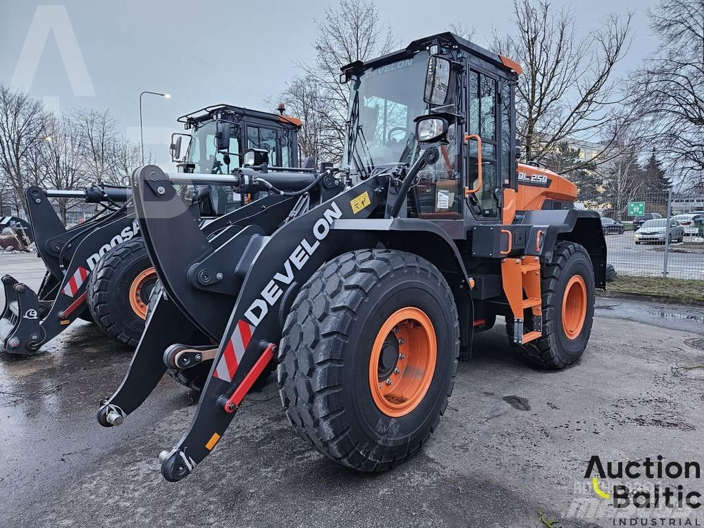 Develon DL250 Φορτωτές με λάστιχα (Τροχοφόροι)