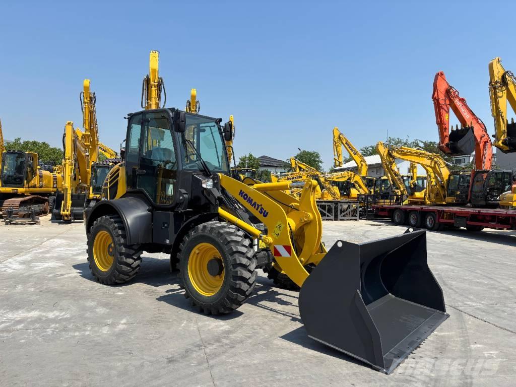 Komatsu WA 100 M-8 Μίνι φορτωτές