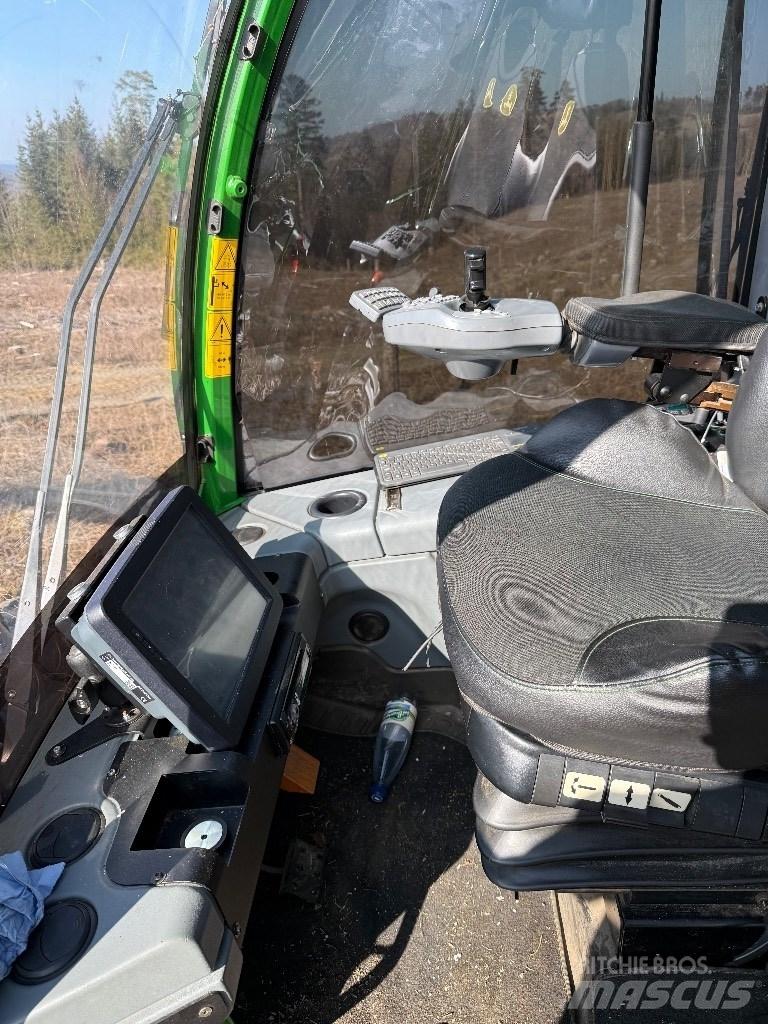John Deere 1270 G Θεριζοαλωνιστικές μηχανές