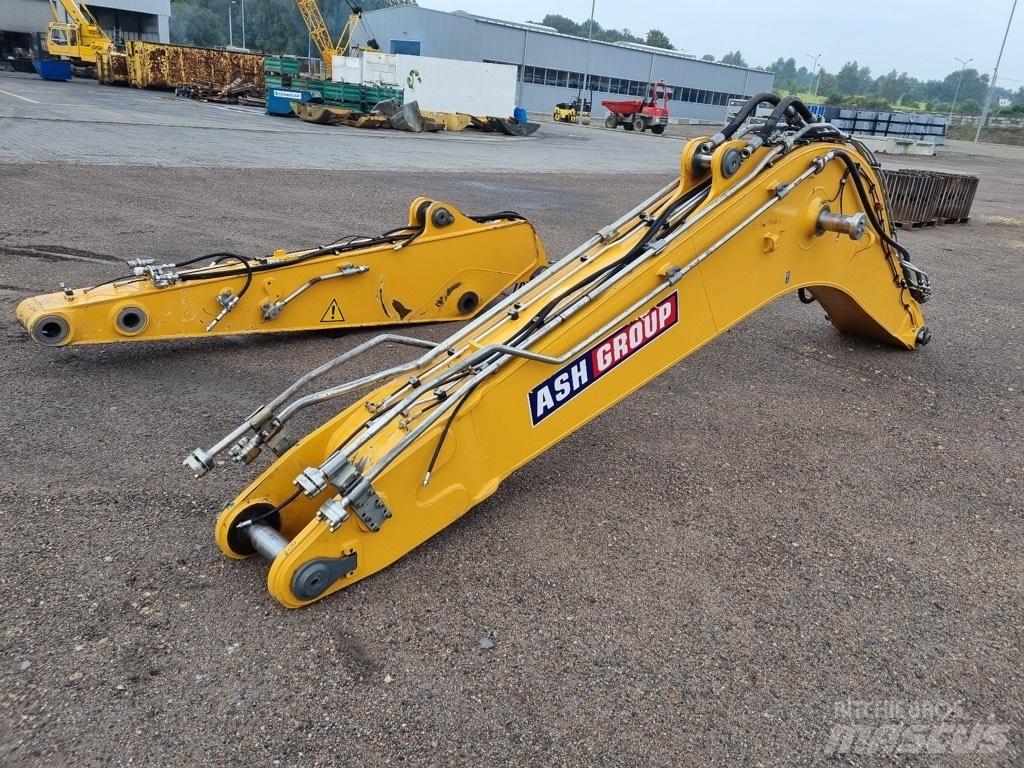 Liebherr R 906 ARM Μπούμες και κουτάλες