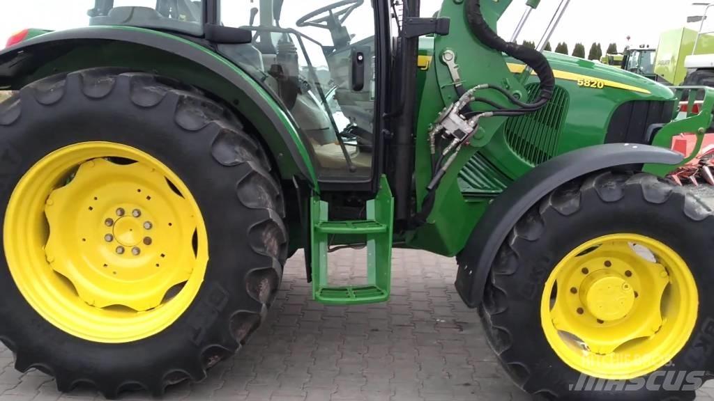 John Deere 5820 Τρακτέρ