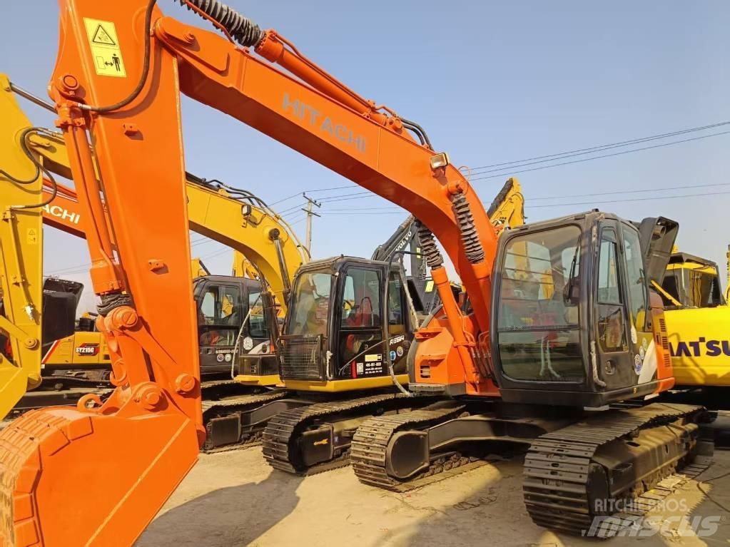 Hitachi ZX135 Εκσκαφείς με ερπύστριες