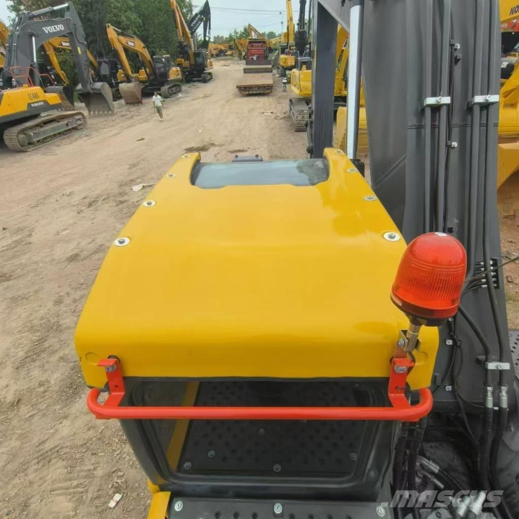 Volvo EC 240 Εκσκαφείς με ερπύστριες