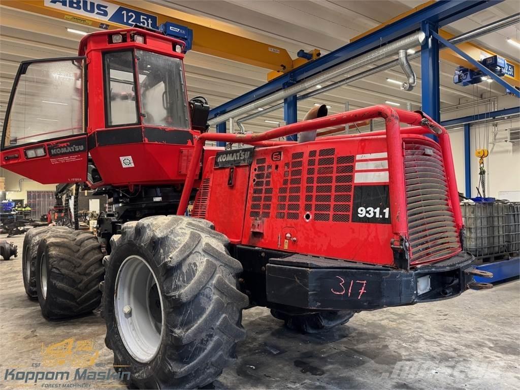 Komatsu 931.1 Θεριζοαλωνιστικές μηχανές