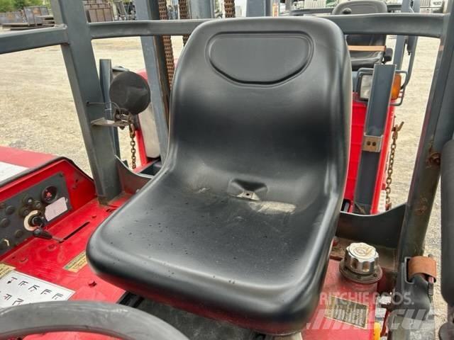 Moffett M5500 Φορτηγά ανώμαλου εδάφους