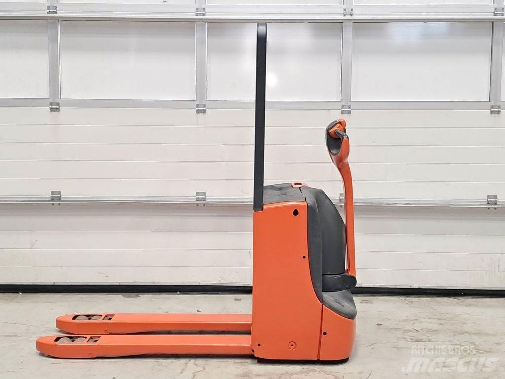 Linde T18 Χειροκίνητο περονοφόρο ανυψωτικό