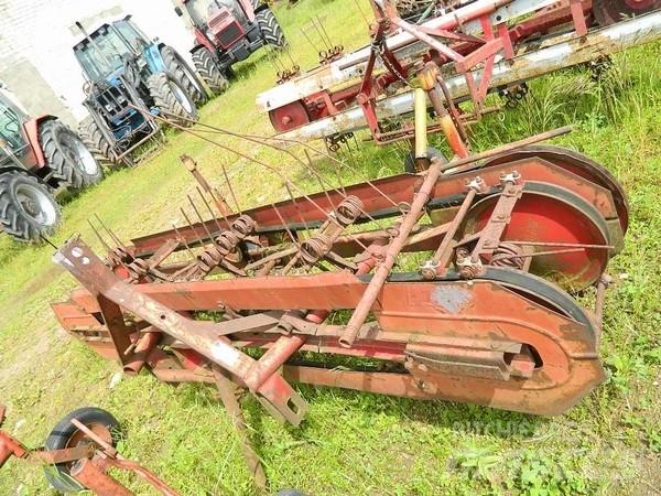 JF 270 Τσουγκράνες και χορτοξηραντικές μηχανές