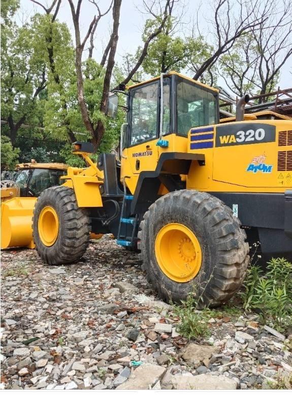 Komatsu WA 320-5 Φορτωτές με λάστιχα (Τροχοφόροι)