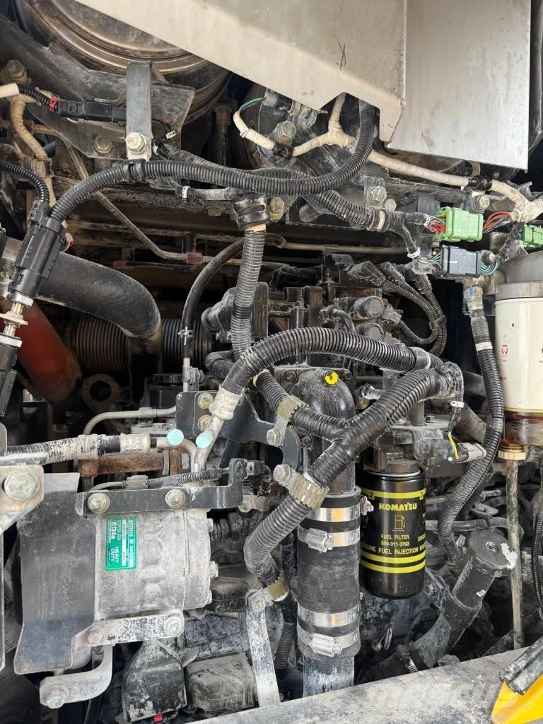 Komatsu WA 320-8 Φορτωτές με λάστιχα (Τροχοφόροι)