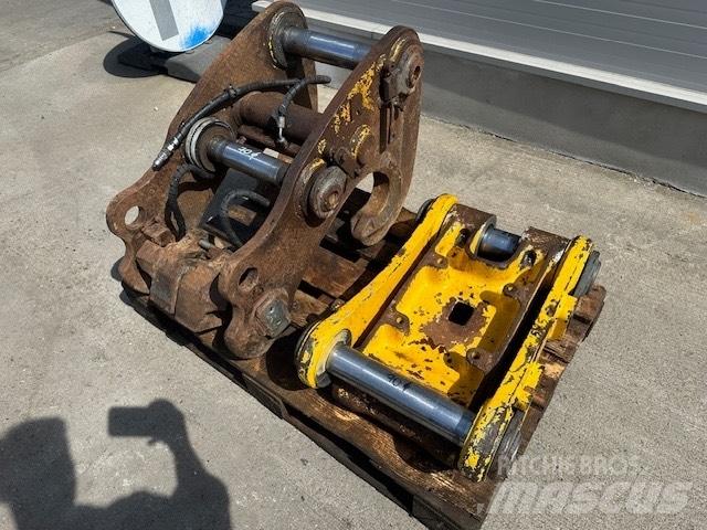 Liebherr R 906 Εκσκαφείς