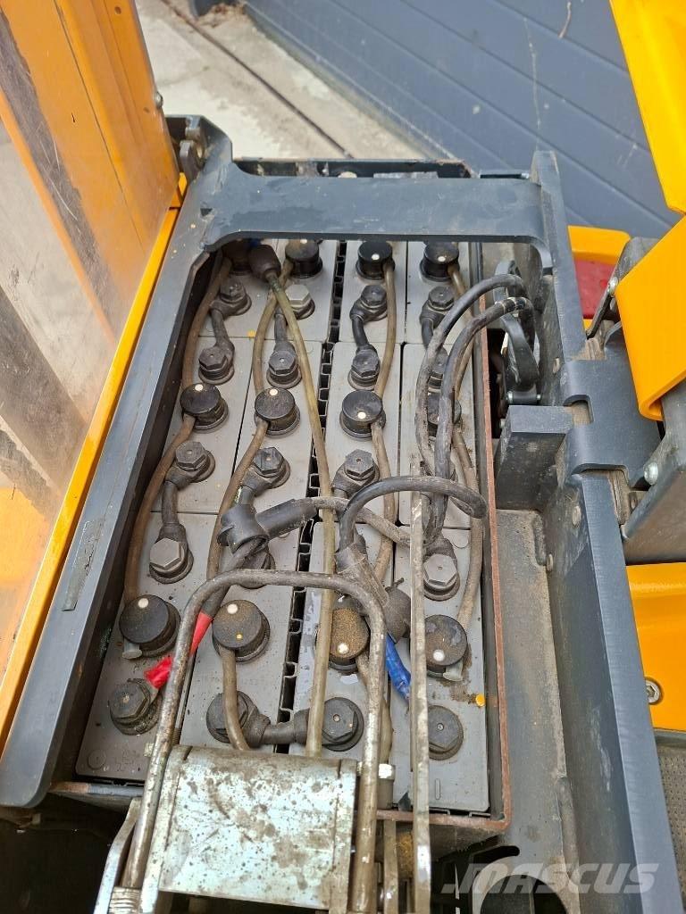 Jungheinrich EJD 220 Παλετοφόρα πεζού χειριστή με ιστό