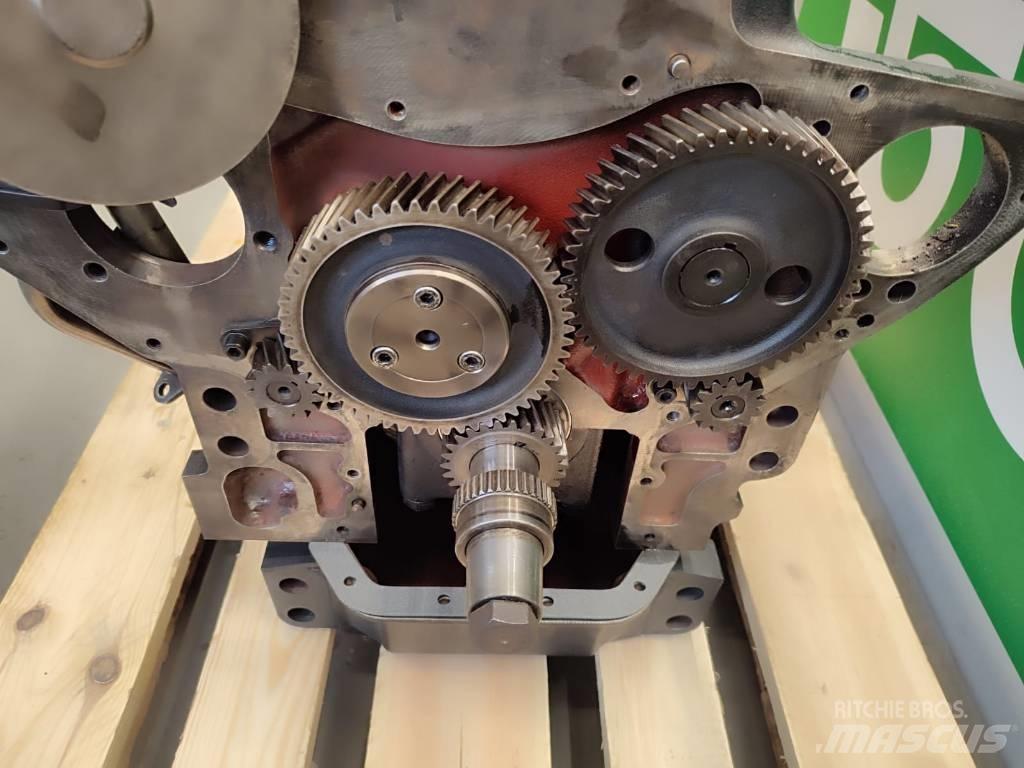 Zetor Z1305 engine Κινητήρες