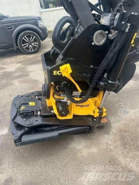 Volvo EC220EL Εκσκαφείς με ερπύστριες
