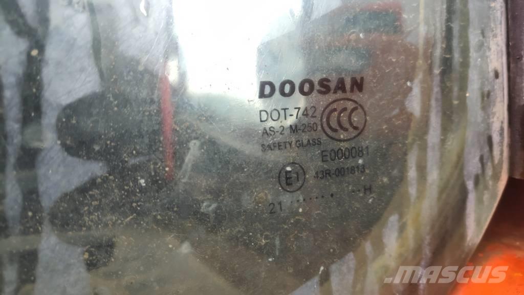 Doosan DX225LC-9C Εκσκαφείς με ερπύστριες