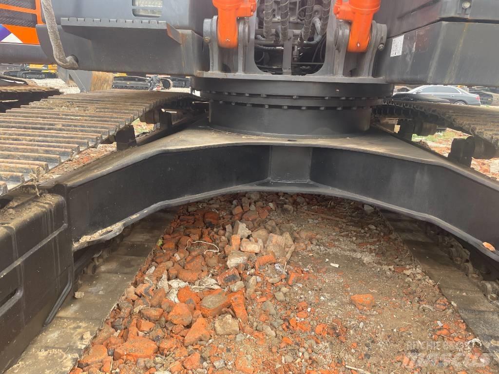 Hitachi ZX 200 Εκσκαφείς με ερπύστριες