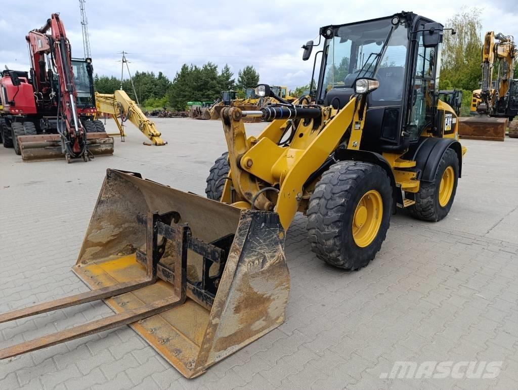 CAT 908M Φορτωτές με λάστιχα (Τροχοφόροι)