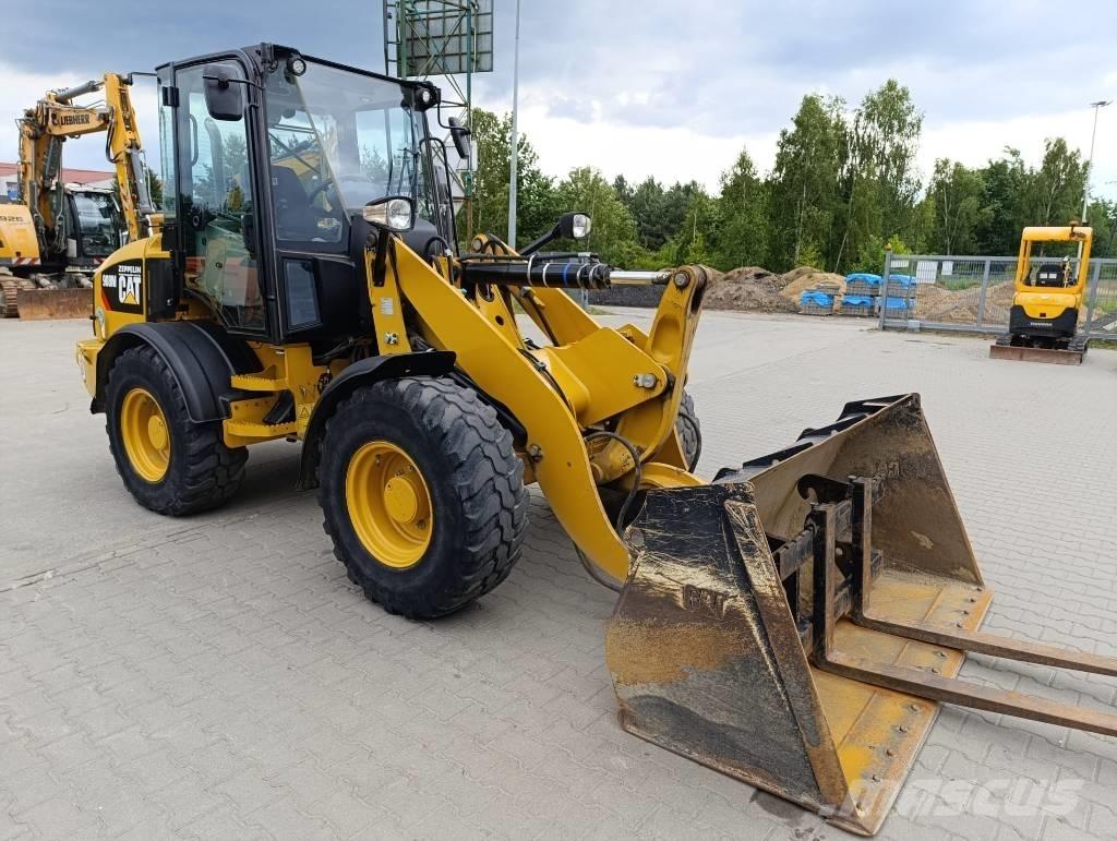 CAT 908M Φορτωτές με λάστιχα (Τροχοφόροι)