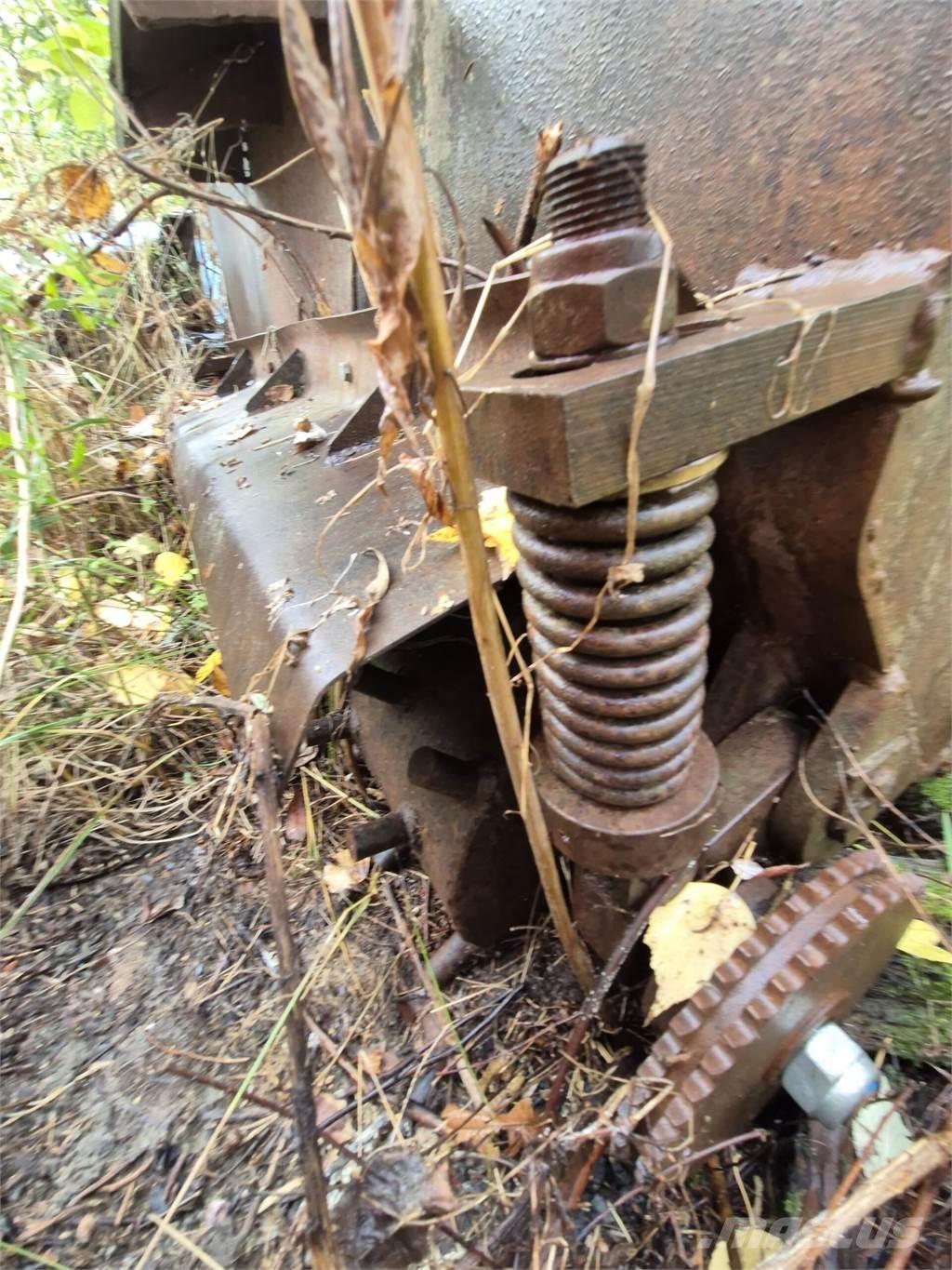  Jyrsinkauha Κουβάδες