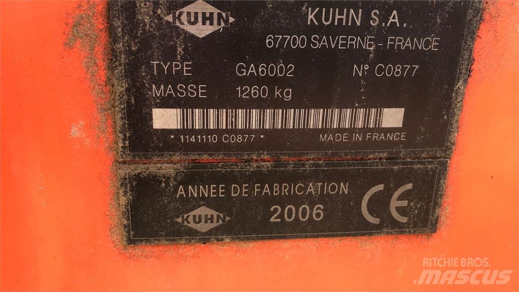 Kuhn GA 6002 Αναμοχλευτήρες