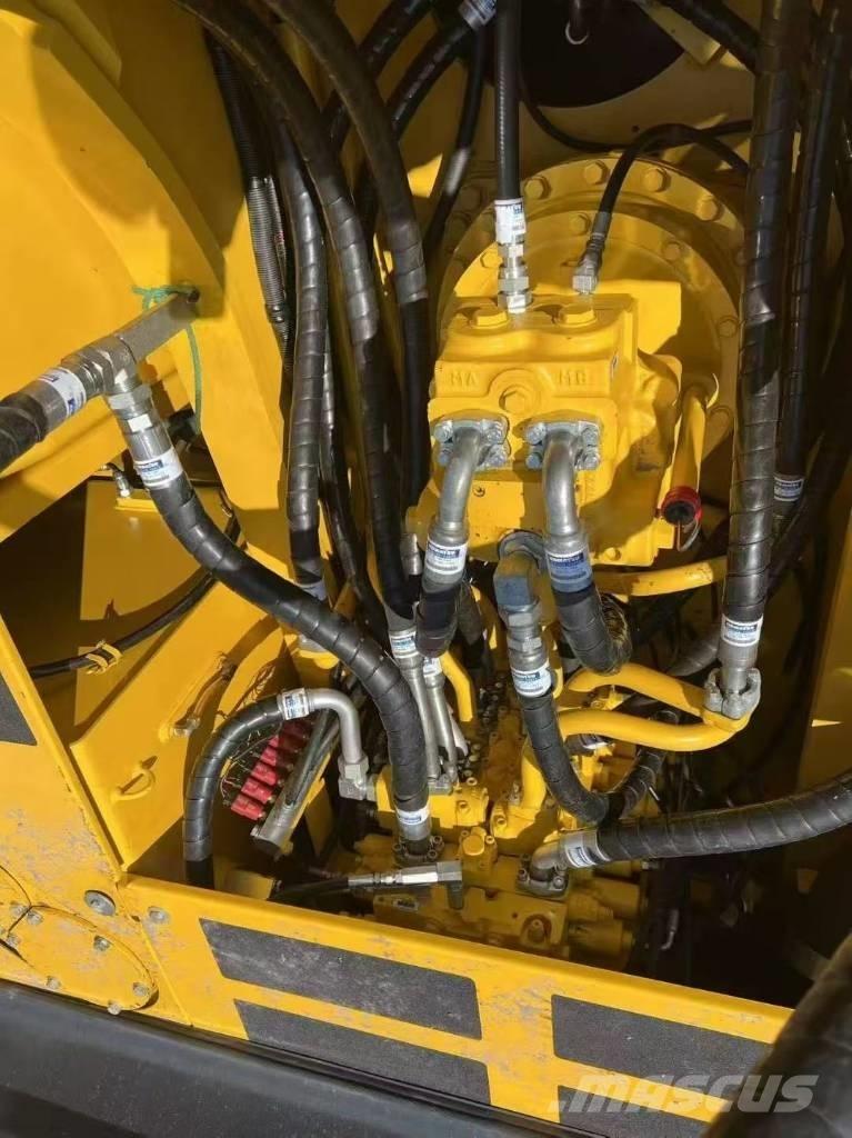 Komatsu 300-7 Εκσκαφείς με ερπύστριες