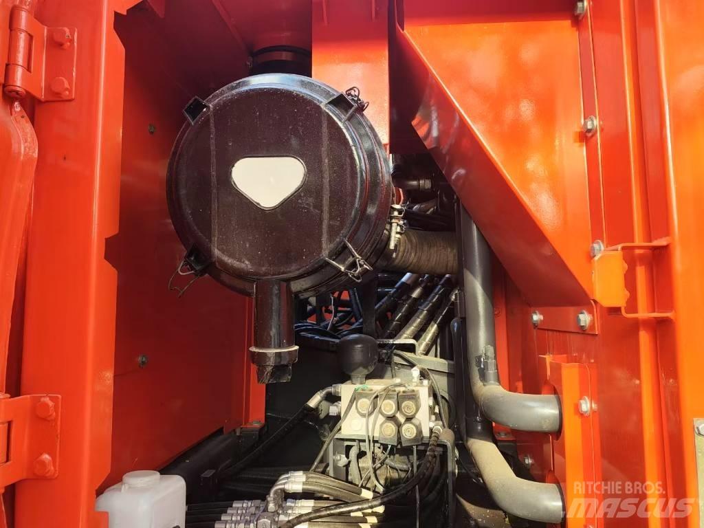 Doosan DX300LC-9c Εκσκαφείς με ερπύστριες