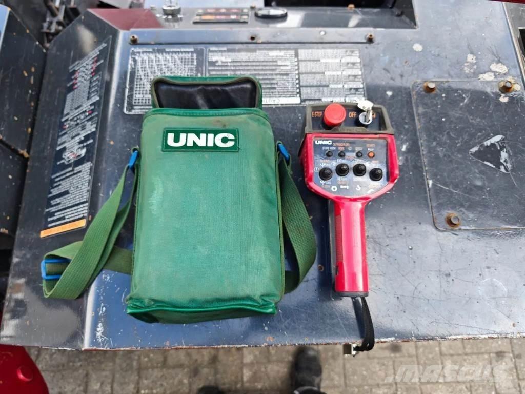 Unic URW 506 CDE Γερανοί με ερπύστριες