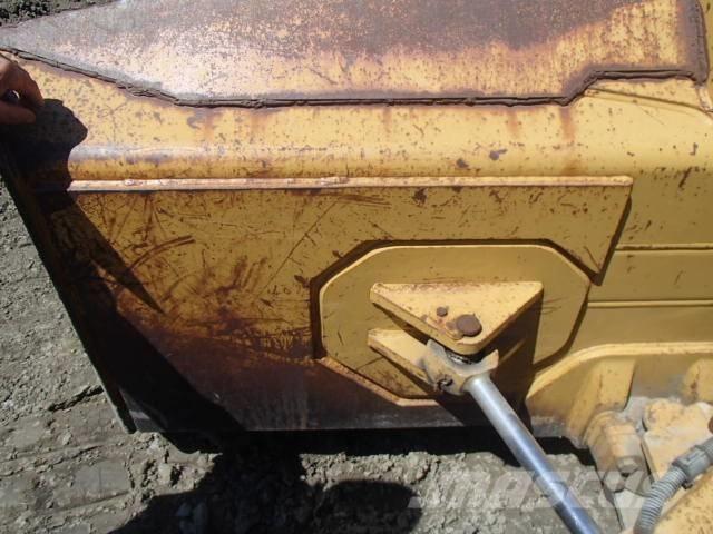 CAT D 5 G XL Μπουλντόζες με ερπύστριες